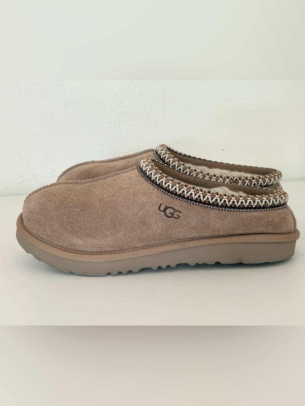 UGG Women's Slip-On Slipper in Chestnut Suede with Braided Trim